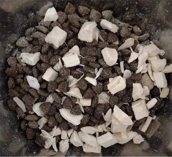 猫粮测评:醇粹黑标鲜肉猫粮好不好? 醇粹黑标猫粮