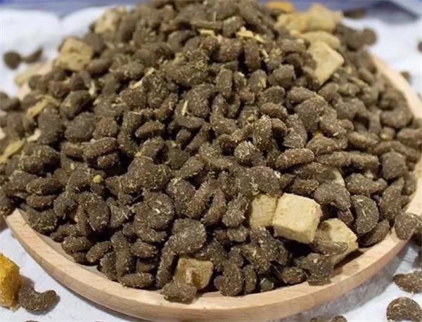 倔强嘴巴猫粮怎么样