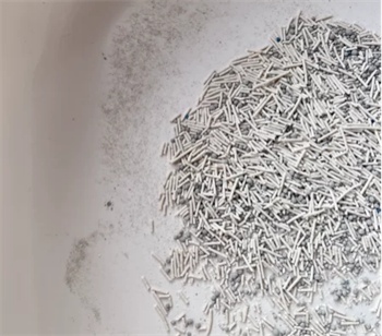 四月名混合猫砂