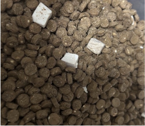 网易严选紫金烘焙猫粮测评:是真材实料还是营销游戏? 网易严选猫粮