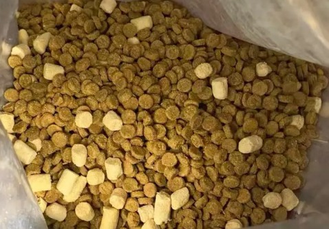 宠熙冻干双拼烘焙猫粮测评